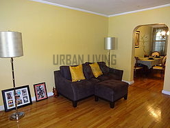 House Bronx - Living room