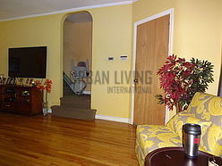 House Bronx - Living room