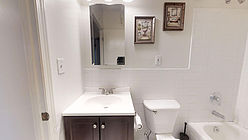 Apartment Harlem - Bathroom