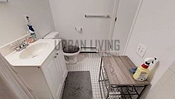 Apartment East Harlem - Bathroom