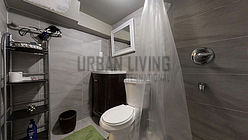 Townhouse East Flatbush - Bathroom