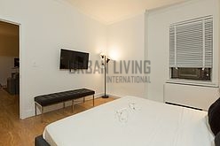 Apartment Midtown West - Bedroom