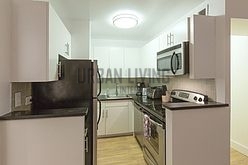 Apartment Midtown West - Kitchen