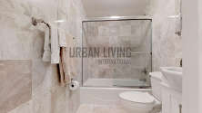 Apartment Chelsea - Bathroom