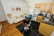 Apartment Hell's Kitchen - Living room