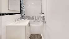 Apartment Midtown East - Bathroom