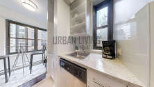 Apartment Midtown East - Kitchen