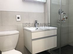 Apartment Midtown East - Bathroom