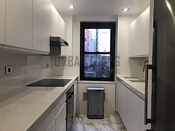 Apartment Midtown East - Kitchen