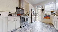 House Flatbush - Kitchen