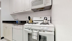 Apartment Theatre District - Kitchen