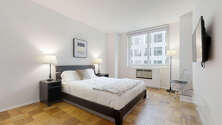 Apartment Theatre District - Bedroom 