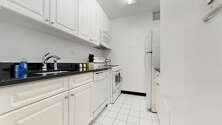 Apartment Theatre District - Kitchen