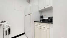 Apartment Theatre District - Kitchen
