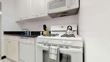 Apartment Theatre District - Kitchen