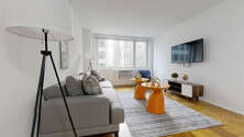 Apartment Theatre District - Living room