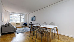 Apartment Theatre District - Living room