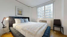 Apartment Theatre District - Bedroom 