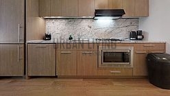 Modern residence Financial District - Kitchen