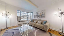 Apartment Midtown East - Living room