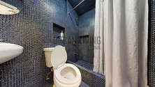 Apartment East Harlem - Bathroom