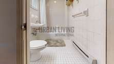 Apartment Midtown East - Bathroom