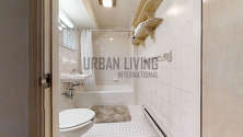 Apartment Midtown East - Bathroom