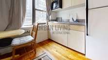 Apartment Midtown East - Kitchen