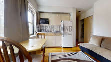 Apartment Midtown East - Kitchen