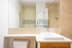 Apartment Financial District - Bathroom