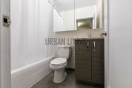 Apartment Murray Hill - Bathroom