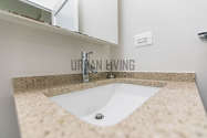 Apartment Murray Hill - Bathroom