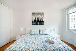Apartment Theatre District - Bedroom 