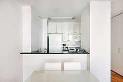Apartment Theatre District - Kitchen