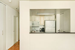 Apartment Theatre District - Kitchen