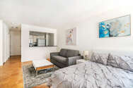Apartment Theatre District - Living room