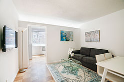 Apartment Theatre District - Living room