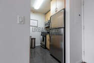 Apartment Theatre District - Kitchen
