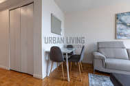 Apartment Theatre District - Living room