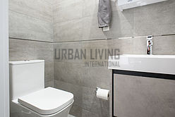 Apartment Yorkville - Bathroom