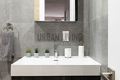 Apartment Yorkville - Bathroom