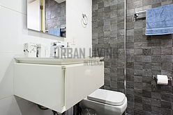 Apartment Murray Hill - Bathroom