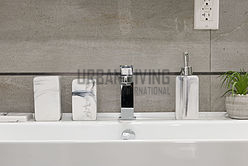 Apartment Lenox Hill - Bathroom