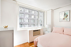 Apartment Theatre District - Bedroom 2