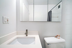 Appartamento Theatre District - Sala da bagno