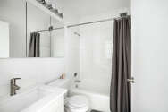 Appartamento Theatre District - Sala da bagno
