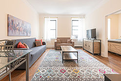 Apartment Hell's Kitchen - Living room