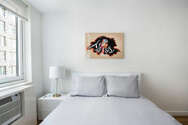 Apartment Theatre District - Bedroom 