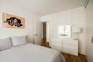 Apartment Theatre District - Bedroom 
