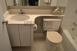 Apartment Midtown West - Bathroom